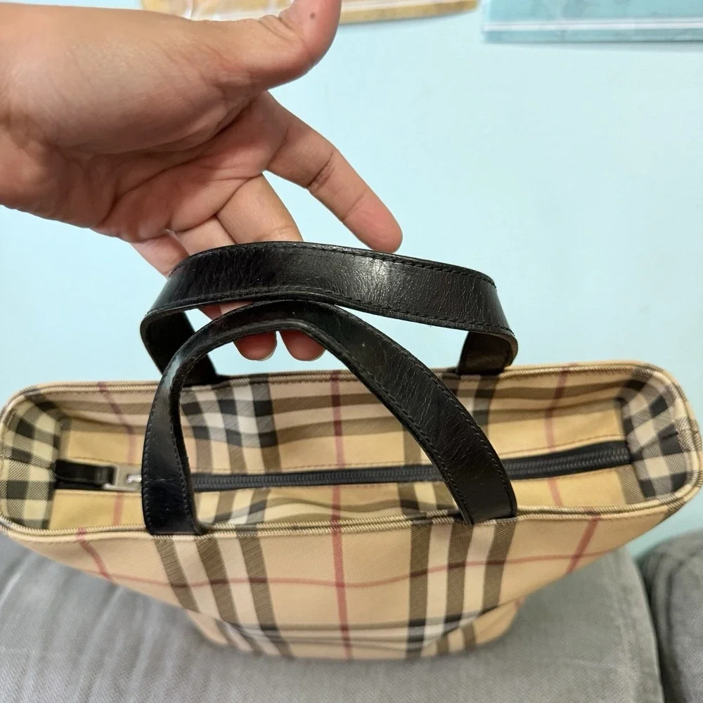 Burberry Nova Check Small Tote Bag‎ Beige Black Leather Handle Zip Italy